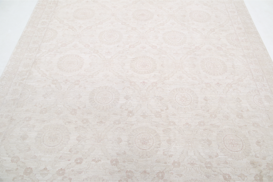 Hand Knotted Serenity Wool Rug - 6' 7" X 9' 4" 6' 7" X 9' 4" (201 X 284) / Ivory / Wool