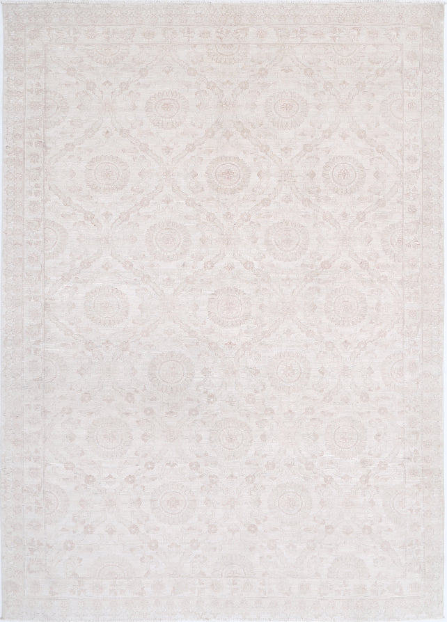 Hand Knotted Serenity Wool Rug - 6' 7" X 9' 4" 6' 7" X 9' 4" (201 X 284) / Ivory / Wool