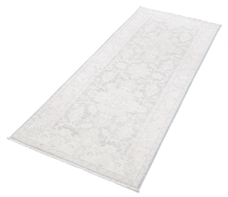 Hand Knotted Serenity Wool Rug - 2' 6" X 5' 11" 2' 6" X 5' 11" (76 X 180) / Grey / Wool