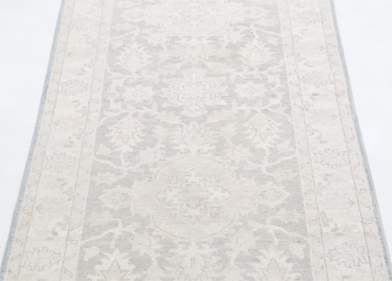 Hand Knotted Serenity Wool Rug - 2' 6" X 5' 11" 2' 6" X 5' 11" (76 X 180) / Grey / Wool