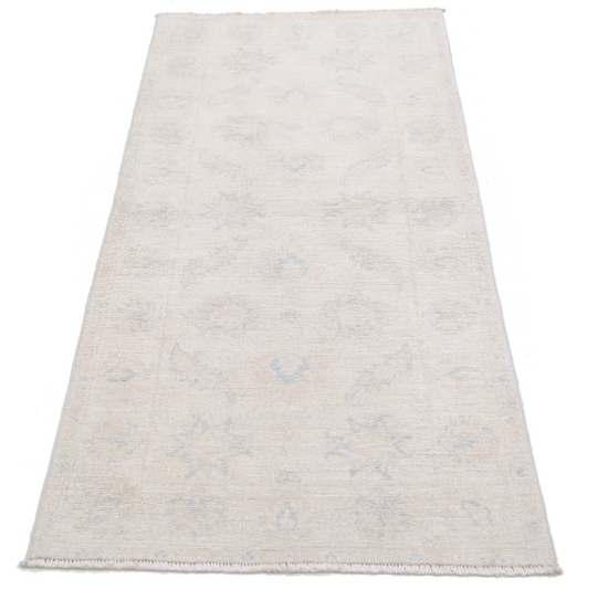 Hand Knotted Serenity Wool Rug - 2' 7" X 5' 7" 2' 7" X 5' 7" (79 X 170) / Ivory / Wool