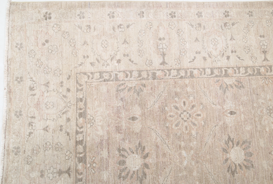 Hand Knotted Serenity Wool Rug - 8' 0" X 9' 8" 8' 0" X 9' 8" (244 X 295) / Ivory / Wool