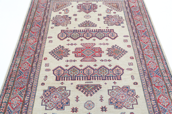 Hand Knotted Kazak Wool Rug - 4' 10" X 7' 3" 4' 10" X 7' 3" (147 X 221) / Ivory / Wool