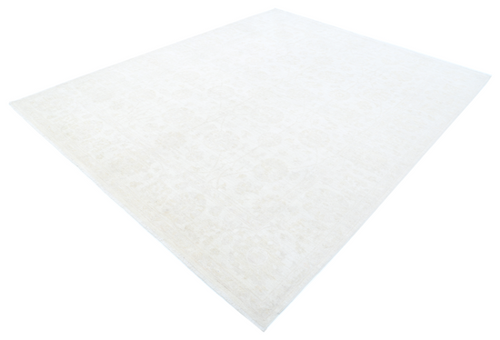 Hand Knotted Serenity Wool Rug - 7' 10" X 9' 11" 7' 10" X 9' 11" (239 X 302) / Ivory / Wool