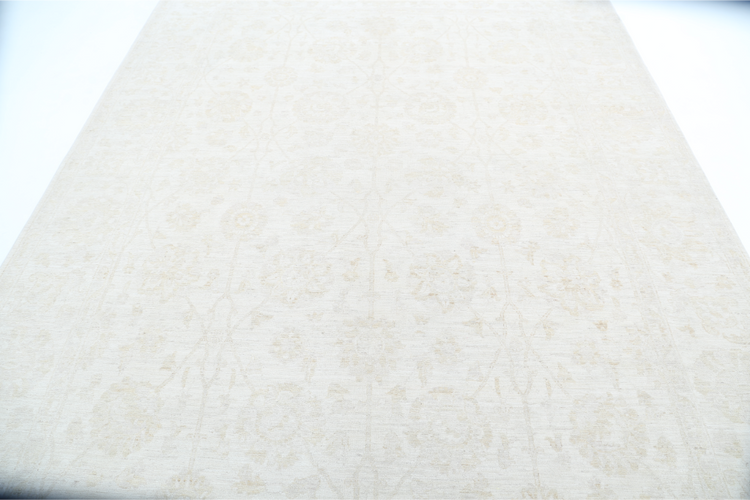 Hand Knotted Serenity Wool Rug - 7' 10" X 9' 11" 7' 10" X 9' 11" (239 X 302) / Ivory / Wool