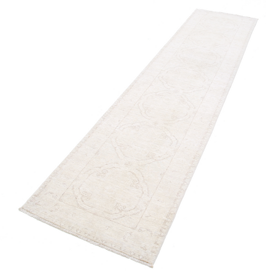 Hand Knotted Serenity Wool Rug - 2' 4" X 10' 2" 2' 4" X 10' 2" (71 X 310) / Ivory / Wool