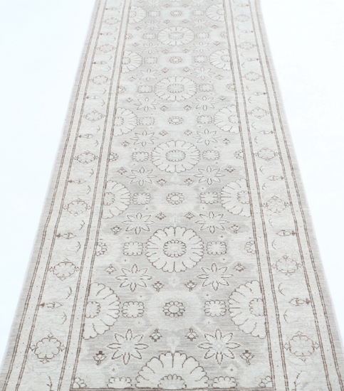 Hand Knotted Serenity Wool Rug - 2' 8" X 11' 2" 2' 8" X 11' 2" (81 X 340) / Grey / Wool