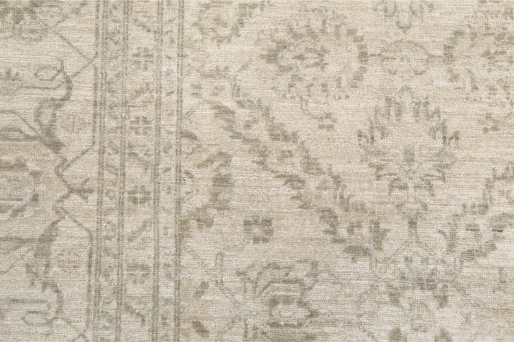 Hand Knotted Serenity Wool Rug - 9' 9" X 12' 10" 9' 9" X 12' 10" (297 X 391) / Ivory / Wool