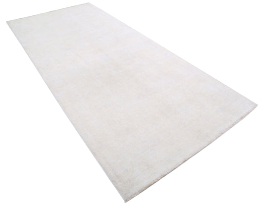 Hand Knotted Fine Serenity Wool Rug - 4'9'' x 10'9''
