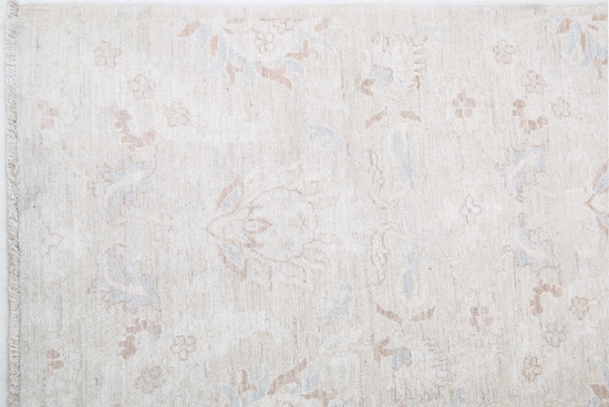 Hand Knotted Artemix Wool Rug - 6' 2" X 8' 0" 6' 2" X 8' 0" (188 X 244) / Ivory / Wool