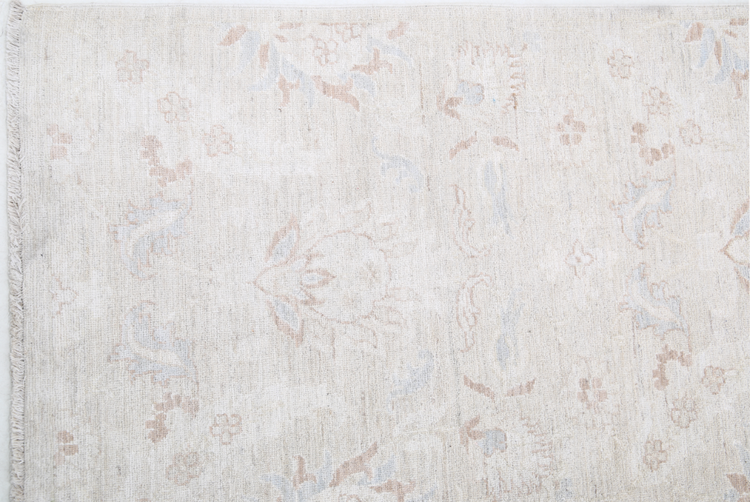 Hand Knotted Artemix Wool Rug - 6' 2" X 8' 0" 6' 2" X 8' 0" (188 X 244) / Ivory / Wool