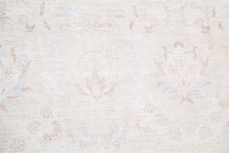 Hand Knotted Artemix Wool Rug - 6' 2" X 8' 0" 6' 2" X 8' 0" (188 X 244) / Ivory / Wool