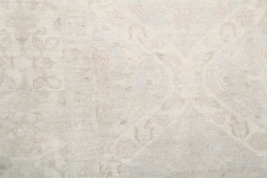 Hand Knotted Serenity Wool Rug - 6' 1" X 7' 11" 6' 1" X 7' 11" (185 X 241) / Ivory / Wool