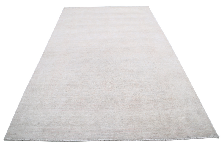 Hand Knotted Serenity Wool Rug - 5' 7" X 8' 9" 5' 7" X 8' 9" (170 X 267) / Ivory / Wool