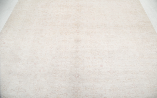 Hand Knotted Serenity Wool Rug - 8' 0" X 9' 6" 8' 0" X 9' 6" (244 X 290) / Ivory / Wool