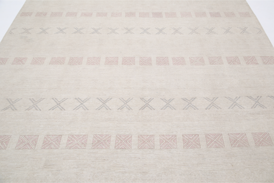 Hand Knotted Serenity Wool Rug - 7' 11" X 10' 1" 7' 11" X 10' 1" (241 X 307) / Ivory / Wool