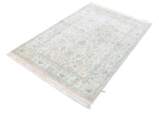 Traditional Hand Knotted Agra Agra Wool Rug of Size 3'11'' X 6'0'' in Ivory and Grey Colors - Made in India