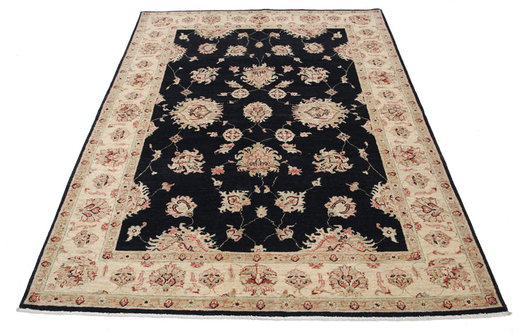 Traditional Hand Knotted Ziegler Farhan Wool Rug of Size 5'0'' X 6'9'' in Black and Ivory Colors - Made in Afghanistan