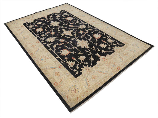 Traditional Hand Knotted Ziegler Farhan Wool Rug of Size 5'5'' X 7'10'' in Ivory and Black Colors - Made in Afghanistan