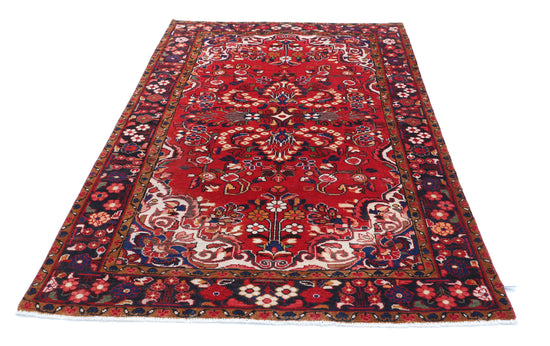 Persian Hand Knotted Hamadan Hamadan Wool Rug of Size 4'9'' X 7'8'' in Red and Black Colors - Made in Iran