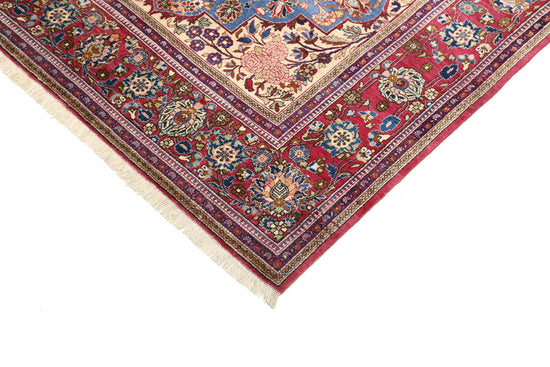 Masterpiece Hand Knotted Kashan Kashan Wool Rug of Size 4'3'' X 7'0'' in Blue and Red Colors - Made in Iran