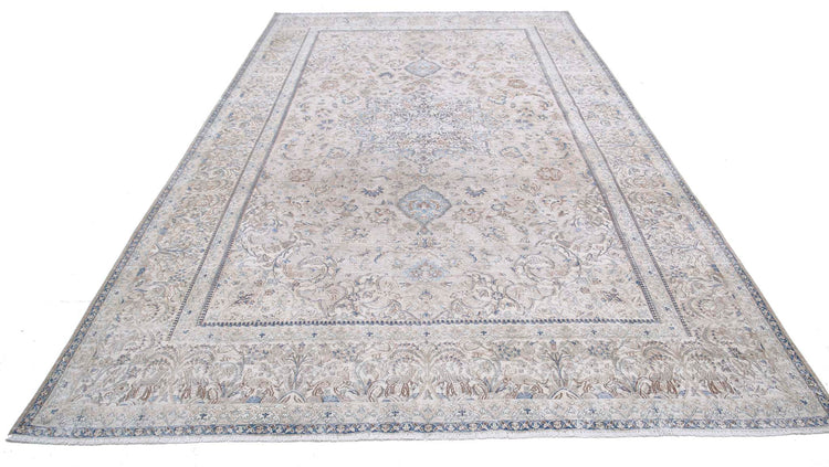 Persian Hand Knotted Nain Nain Wool Rug of Size 7'4'' X 11'11'' in Ivory and Ivory Colors - Made in Iran